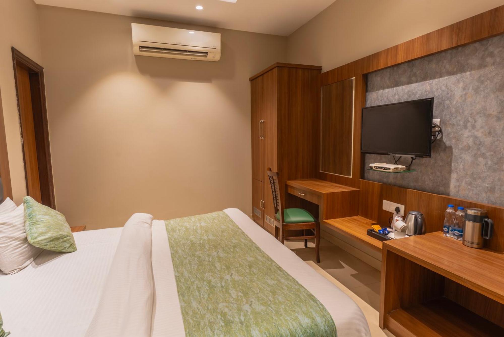 Hotel Amritsar International 2 Min Walk From Amritsar Bus Stand Luaran gambar