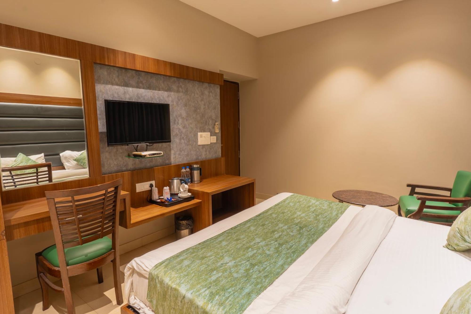 Hotel Amritsar International 2 Min Walk From Amritsar Bus Stand Luaran gambar