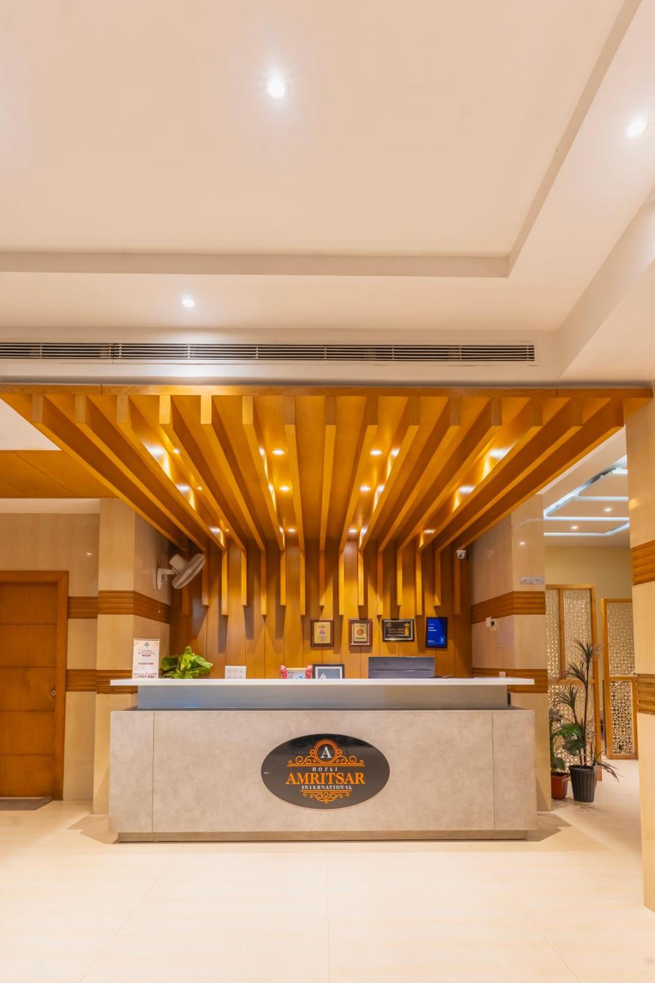 Hotel Amritsar International 2 Min Walk From Amritsar Bus Stand Luaran gambar