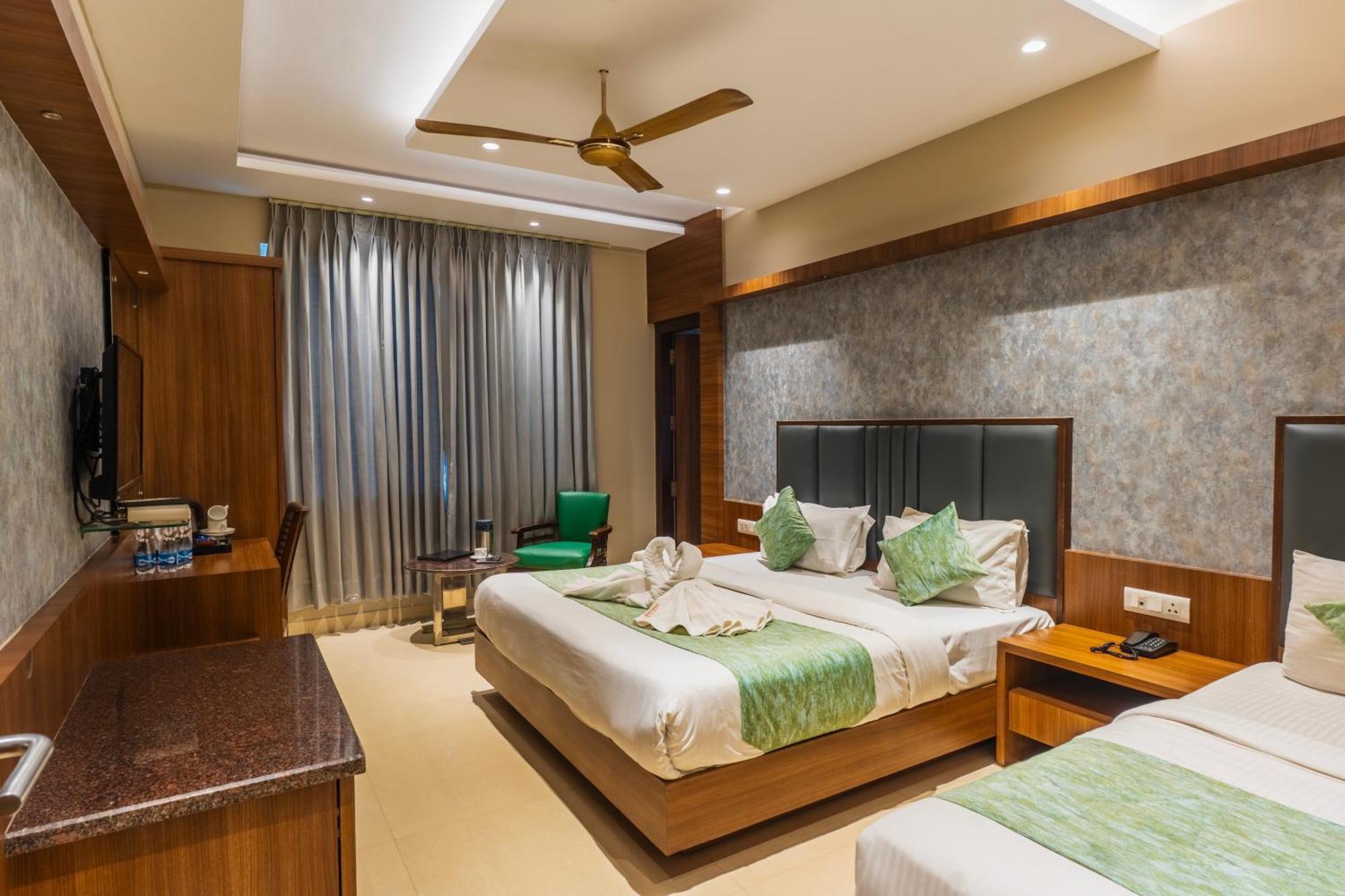 Hotel Amritsar International 2 Min Walk From Amritsar Bus Stand Luaran gambar